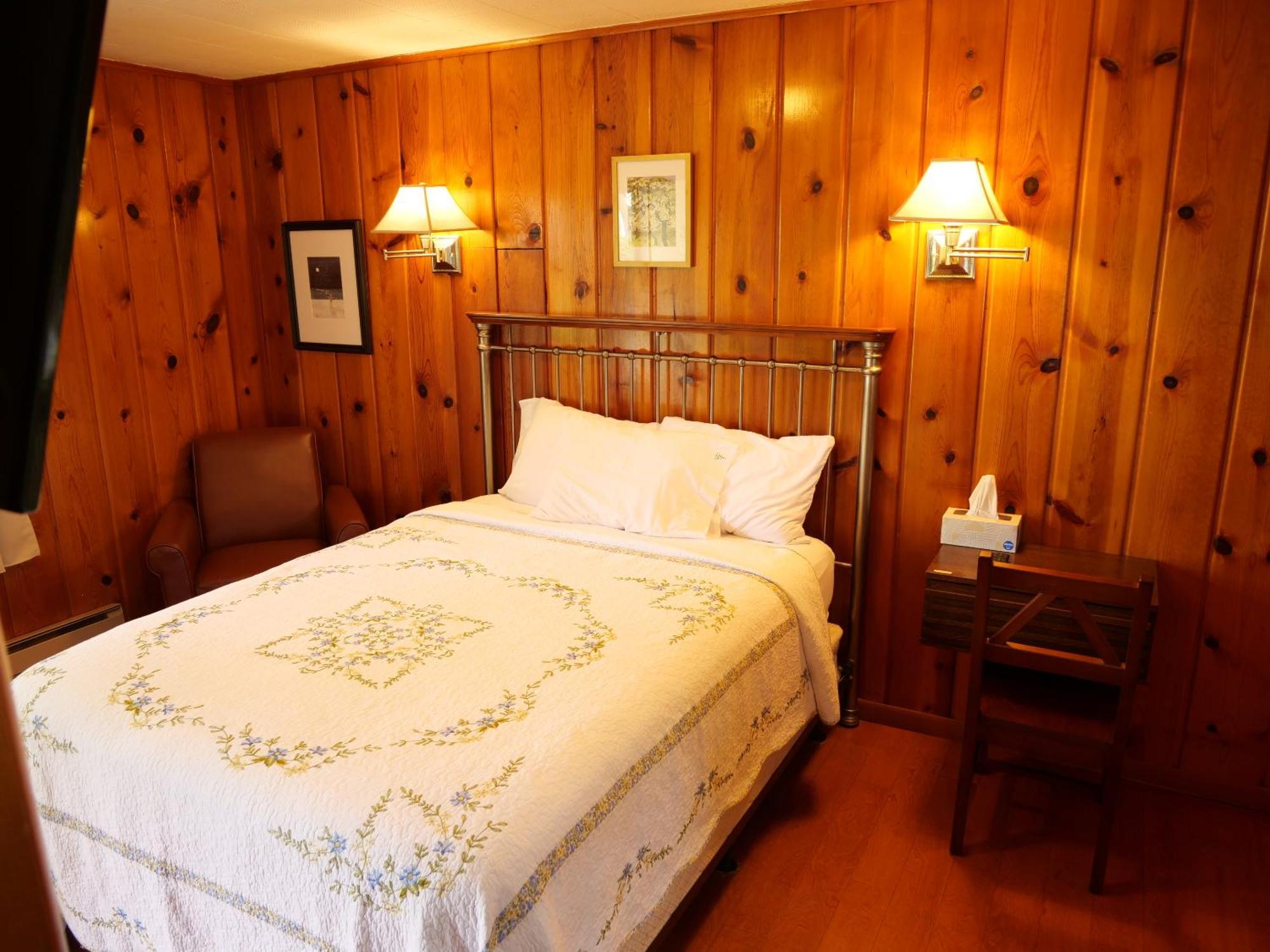 Ludington Blue Spruce Inn Rom bilde