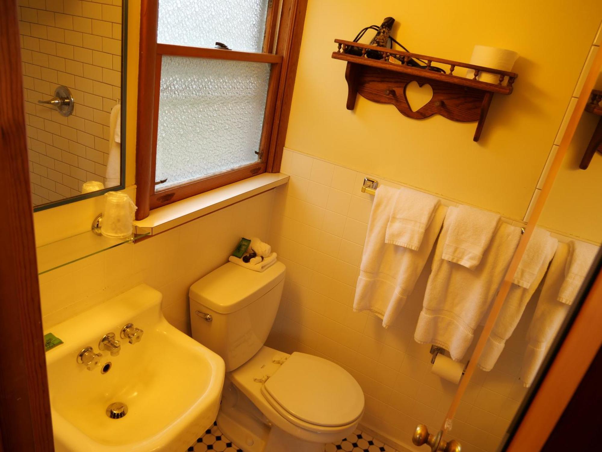 Ludington Blue Spruce Inn Rom bilde